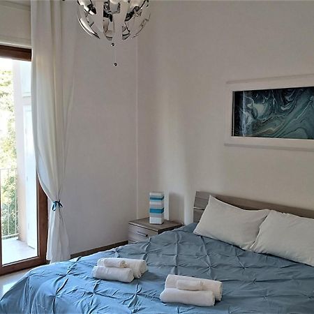 Casa Kennedy Apartment Bari Bagian luar foto