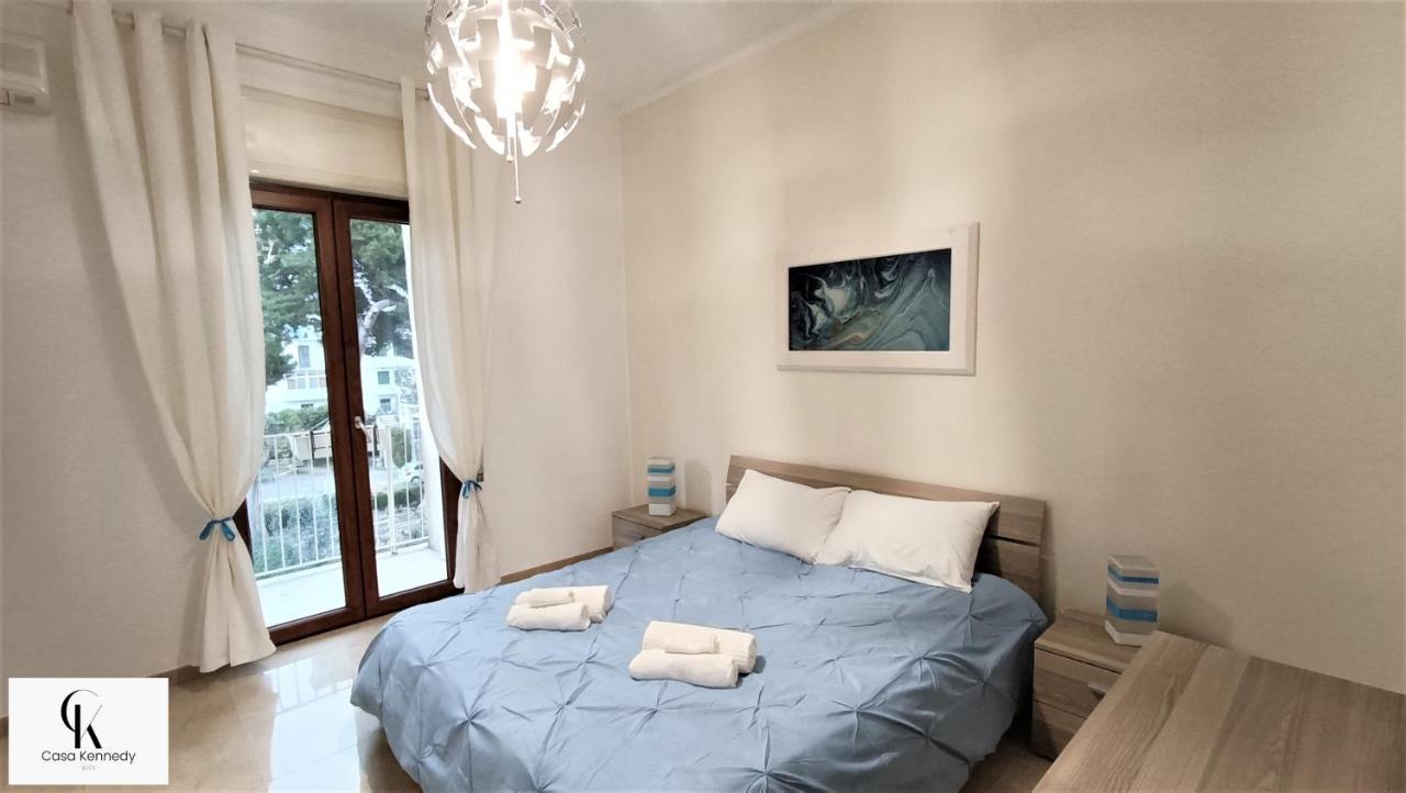 Casa Kennedy Apartment Bari Bagian luar foto
