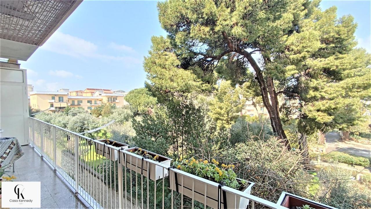 Casa Kennedy Apartment Bari Bagian luar foto