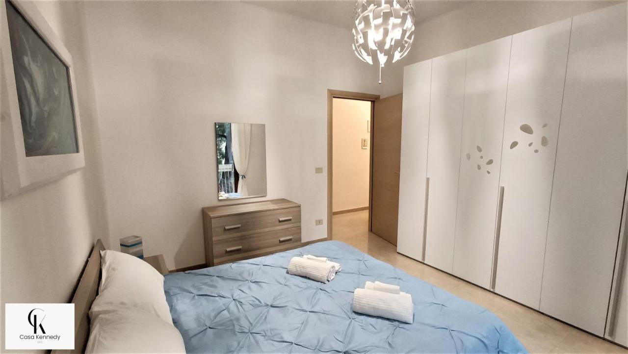 Casa Kennedy Apartment Bari Bagian luar foto