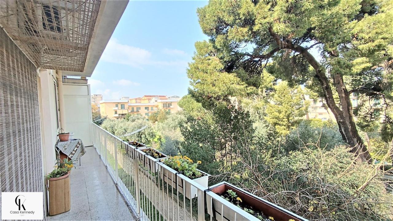 Casa Kennedy Apartment Bari Bagian luar foto