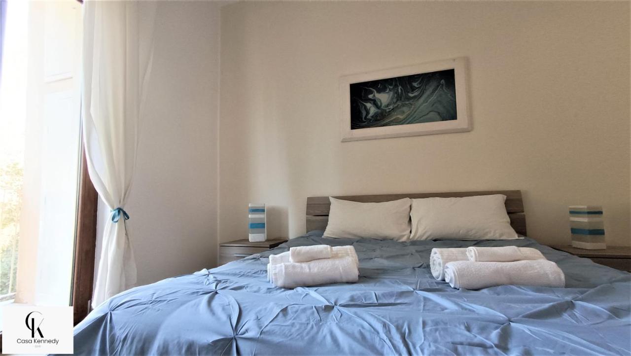 Casa Kennedy Apartment Bari Bagian luar foto