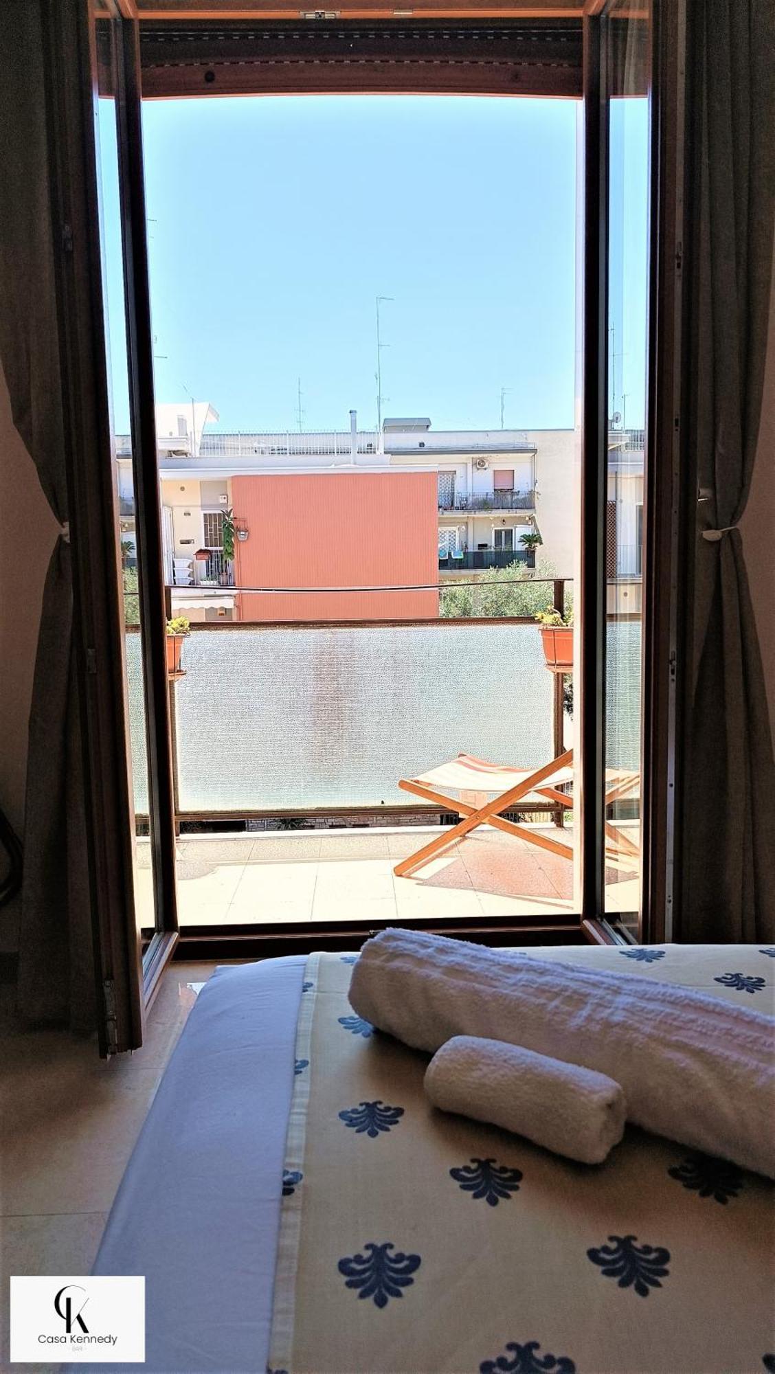 Casa Kennedy Apartment Bari Bagian luar foto