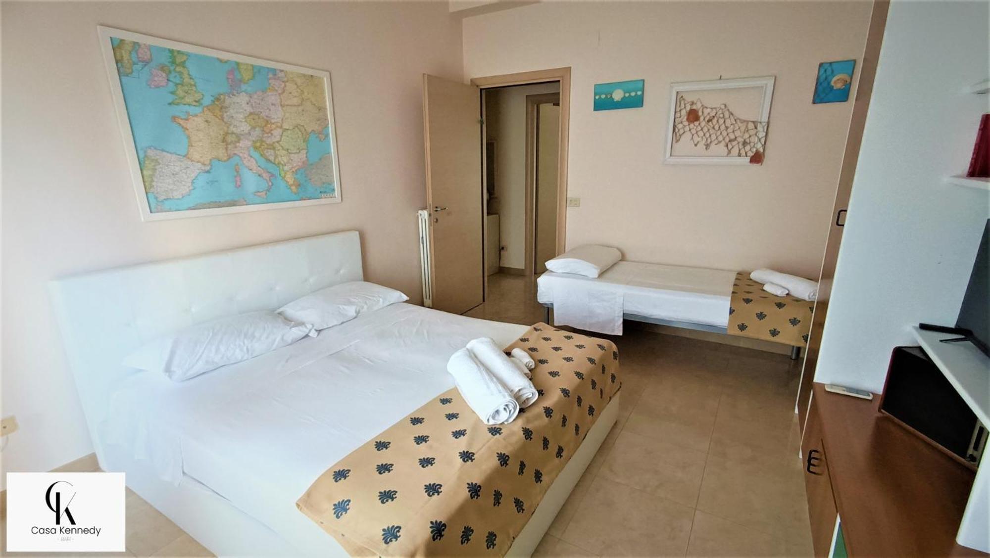 Casa Kennedy Apartment Bari Bagian luar foto