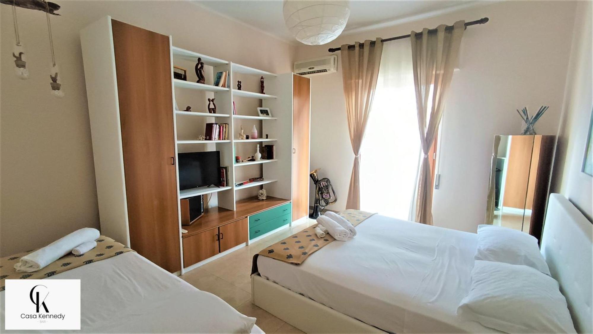 Casa Kennedy Apartment Bari Bagian luar foto